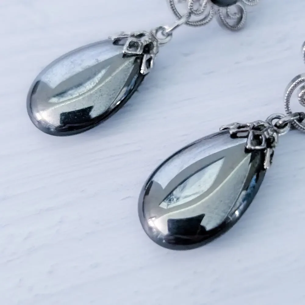 Vintage Clip On Earrings Stunning Silver Tone & Grey Dangle Regal